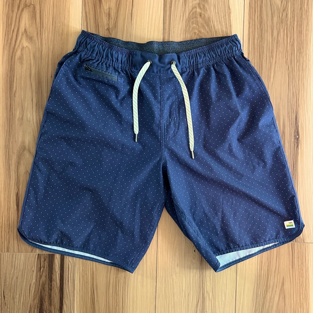 Vuori Men’s Medium Bank Shorts - Navy Blue Polka Dot